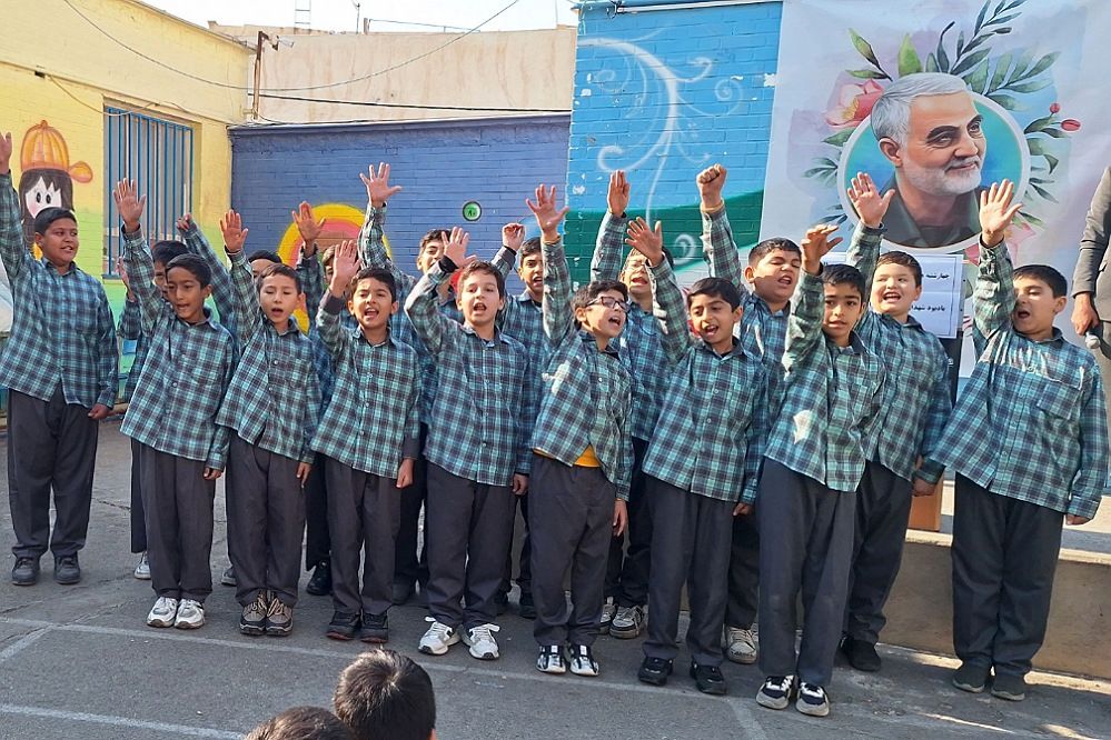 زنگ حماسه و ایثار به یاد سردار دل‌ها در مدارس پیشوا