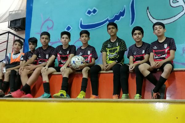 آیین افتتاح زمین‌های چمن مصنوعی آموزش و پرورش ناحیه ۳شیراز 