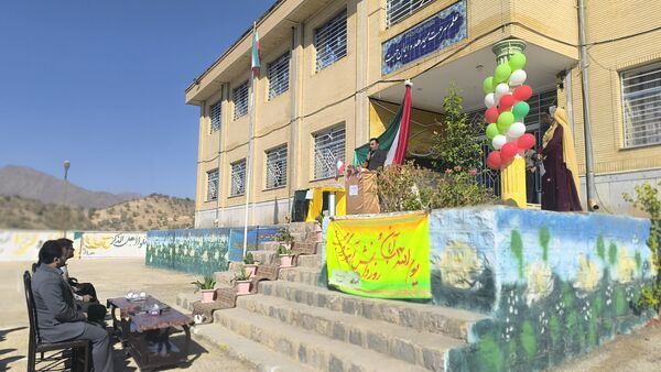 جشن روز دانش آموز در شبانه‌روزی امام حسین(ع)
