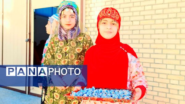 تجلیل از دانش‌آموزان نخبه مسابقات قرآن، عترت و نماز و تربیت‌بدنی