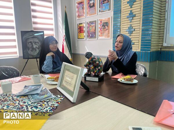 جلسه  هم اندیشی کارشناس مسولان فرهنگی وهنری استان خراسان رضوی