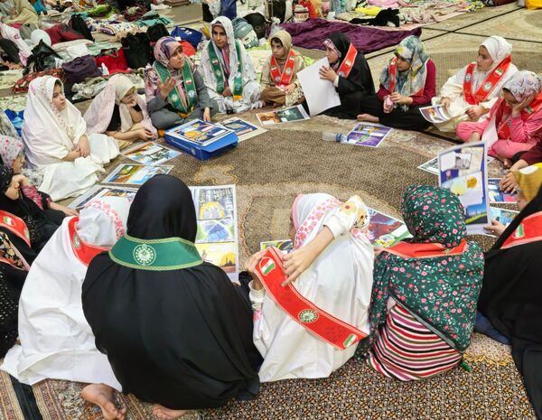 «ایران‌مون» مهمان اعتکاف دانش‌آموزی دختران همدان شد