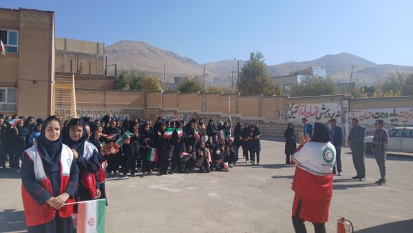 برگزاری مانور پدافند غیرعامل در آموزشگاه سمیه ناغان 