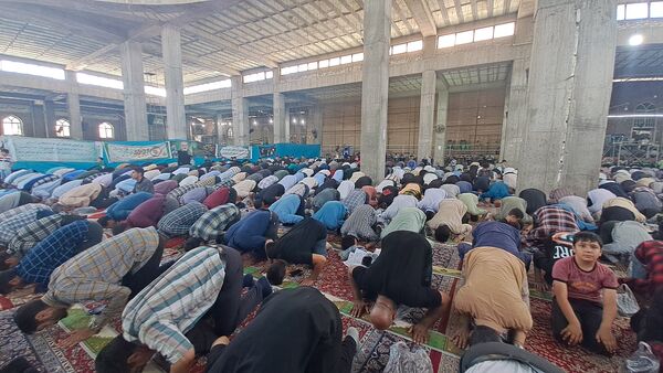 نماز جمعه در آخرین جمعه ماه محرم 