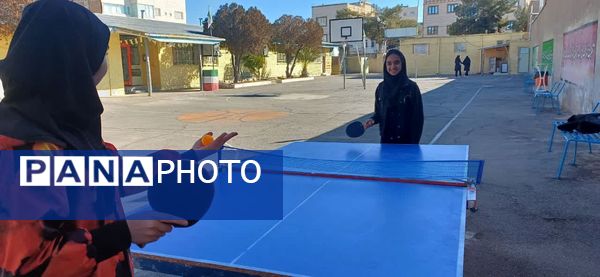 جشنواره فجر در دبیرستان نمونه دانش کاشمر