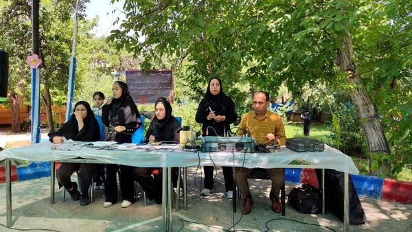 اردوی مادر دختری دانش‌آموزان ناحیه یک مشهد به‌مناسبت روز خانواده