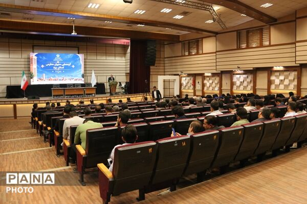 اجلاس مدیران استان یزد در آستانه بازگشایی مدارس