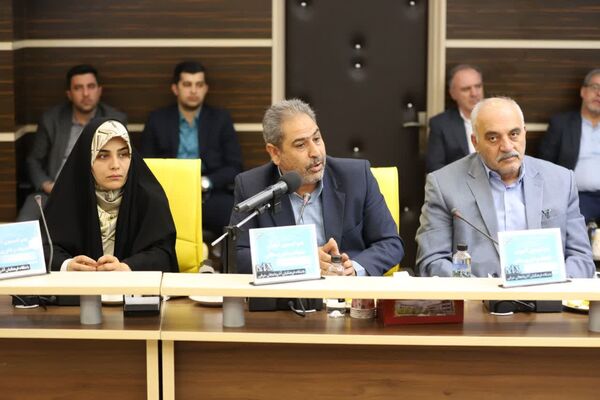 نشست مشترک کمیسیون آموزش، تحقیقات و فناوری مجلس با وزیر آموزش و پرورش 