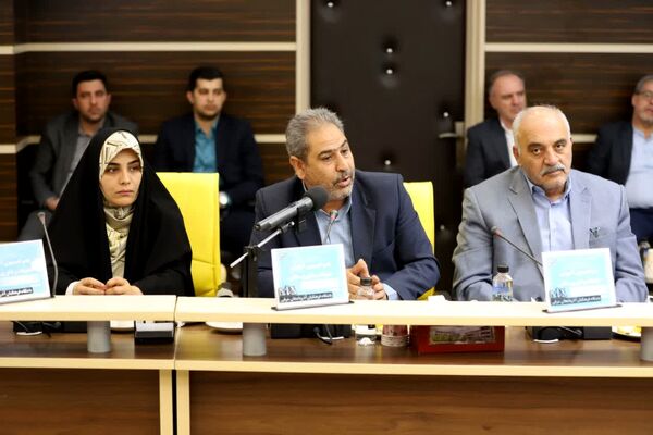 نشست مشترک کمیسیون آموزش، تحقیقات و فناوری مجلس با وزیر آموزش و پرورش 