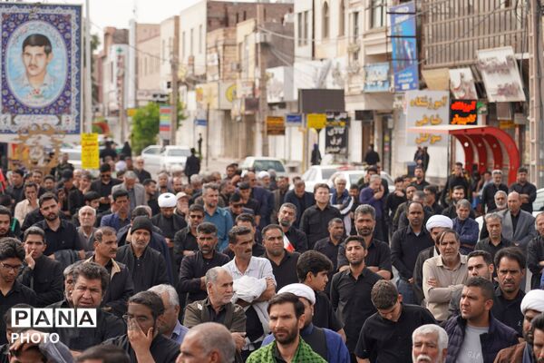 تجمع مردم غیور و ولایتمدار بم در سوگ شهادت رهبر انقلاب