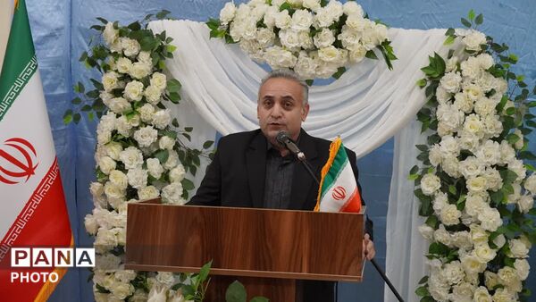 آیین تجلیل از فرهنگی بازنشسته در شهرستان مانه
