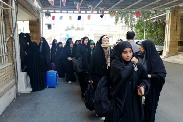 اعزام ۳۰ دانش‌آموز به مسابقات قرآنی قطب یک اهواز