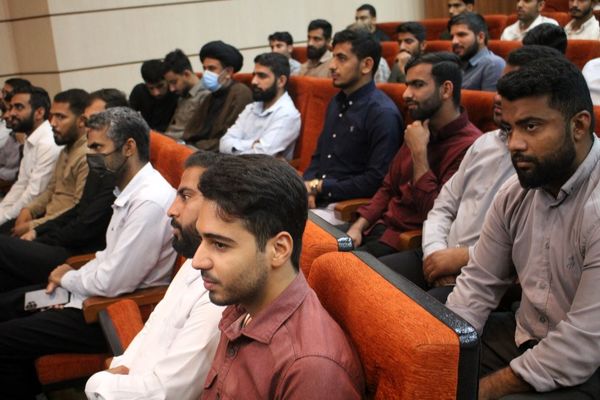 دوره توانمندسازی طلاب و روحانیون در بندرعباس