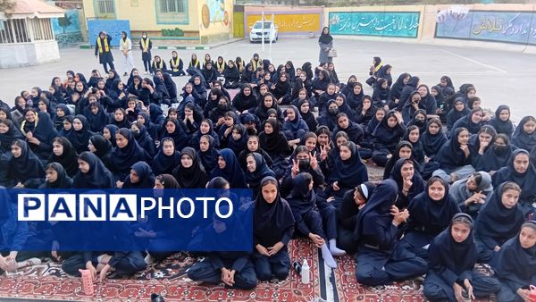 مراسم ولادت حضرت زینب(س) و روز پرستار در دبیرستان عطیه