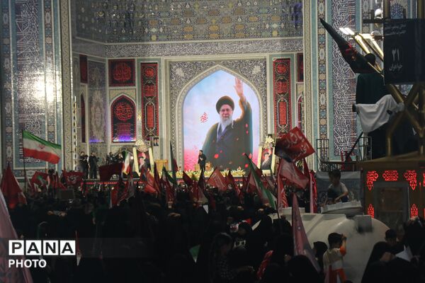 حرم امام رضا(ع) غرق در عطر اشک و بدرقه رهبر شهید