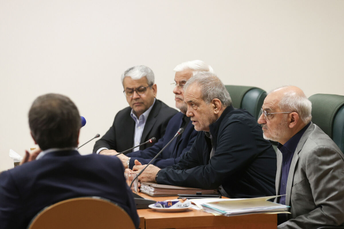 تاکید رئیس‌جمهور ‌بر تقویت انسجام ملی‌/‌ ثبت ملی آیین تشییع رهبر شهید در فهرست میراث فرهنگی ناملموس
