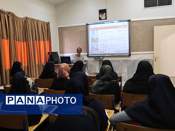 کارگاه آموزش مقدماتی خبرنگاران ویژه دانش‌آموزان در استان البرز