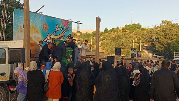 استقبال پر‌شور مردم دهستان کریک از کاروان خدام رضوی