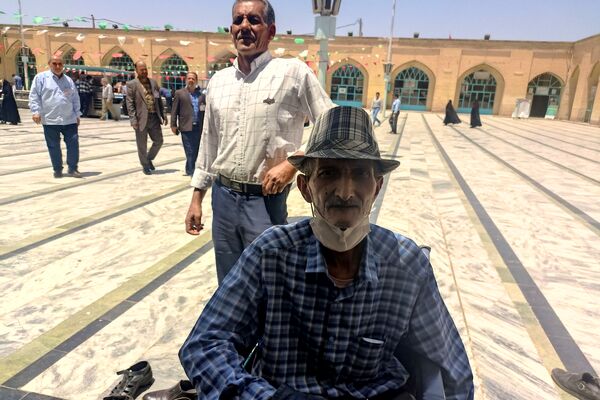 حضور پرشور مردم ولایت‌مدار مشهد در مرحله دوم چهاردهمین انتخابات ریاست‌جمهوری
