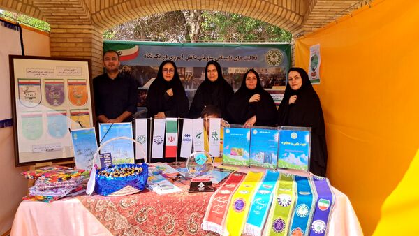 غرفه خبرگزاری پانا و سازمان دانش‌آموزی در مراسم افتتاحیه فعالیت‌های تابستانی