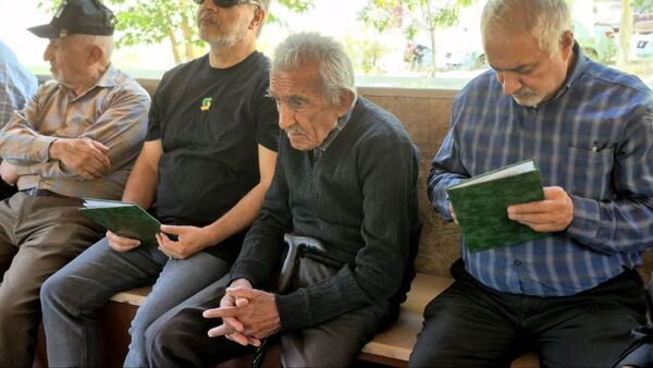 تجدید میثاق قاریان قرآن و اهالی بلده با شهدای گمنام