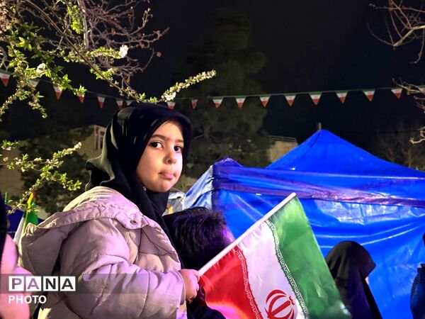 تجمع باشکوه مردم کرج برای مبارزه با دشمن آمریکا صهیونی