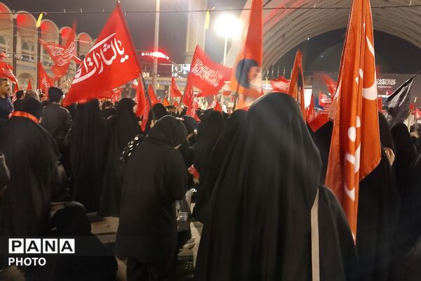 مصلی تهران؛ آخرین قرار عاشقان در بدرقه‌ای به وسعت اشک