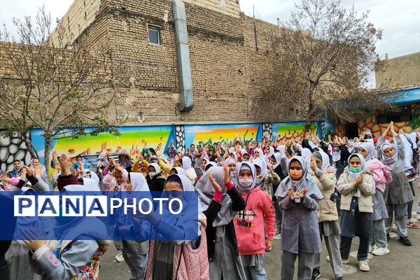 مدارس ورامین در سالروز ولادت حضرت زهرا(س) غرق در شور و جشن 