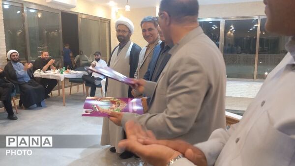 معلم، ستون جامعه؛ جشنی برای تقدیر از سال‌ها خدمت و ایثار