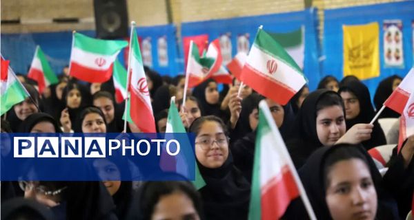 روشنایی یاد شهدا در دل نوجوانان بندر گز