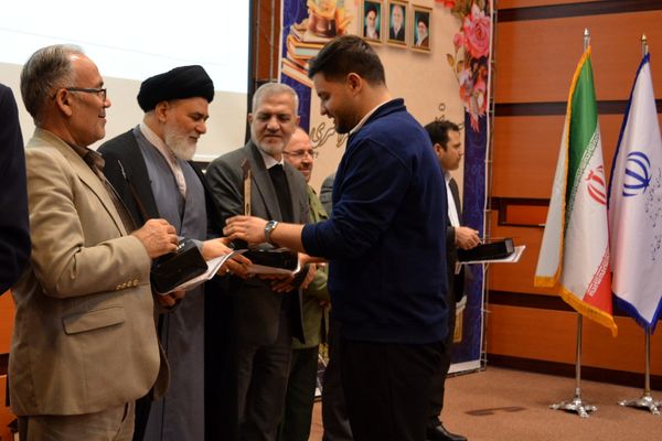 تجلیل از افتخارآفرینان کنکور