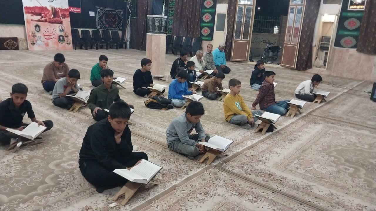 مراسم معنوی انس با قرآن یادواره شهدای فدافن 