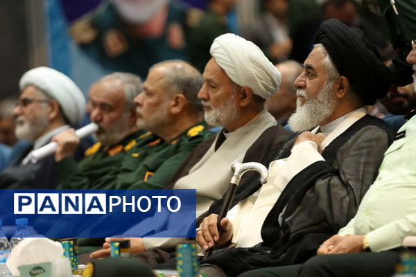 مراسم تکریم و معارفه فرمانده سپاه استان قم