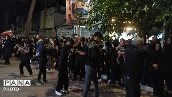 گذری بر فعالیت هیئت یا سید الساجدین  در شب عاشورا 