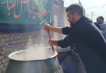 سنت غذای نذری و علم‌گردانی ماه محرم در گلوگاه