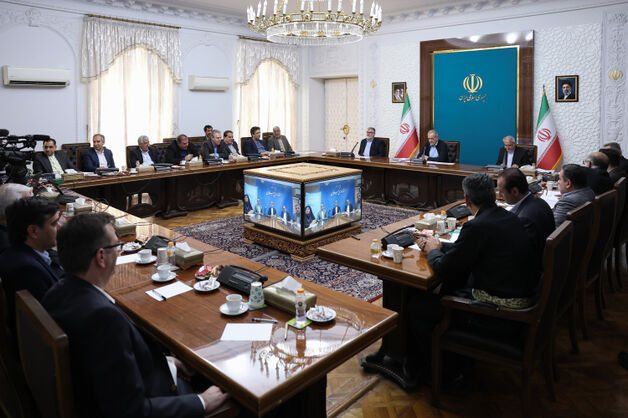 رئیس‌جمهور پزشکیان: توسعه روابط فرهنگی، گردشگری و تجاری با همسایگان ضرورت دارد