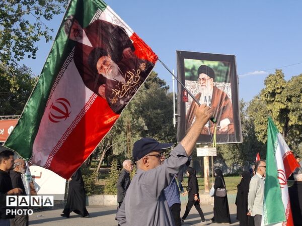 شبستان مصلا دوباره لبریز از عشق شد؛ بزرگداشت چهلم رهبر شهید انقلاب