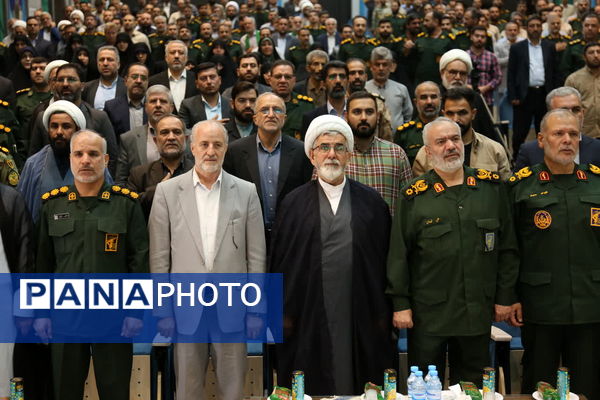 مراسم تکریم و معارفه فرمانده سپاه استان قم