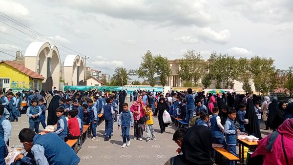 جشنواره غذا و صنایع دستی در دبستان امام حسن (ع) مصلی نژاد