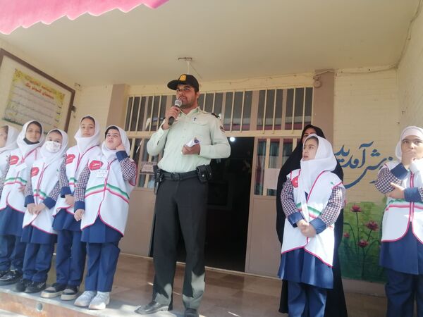گرامیداشت هفته نیروی انتظامی در مدارس شهرستان ملارد