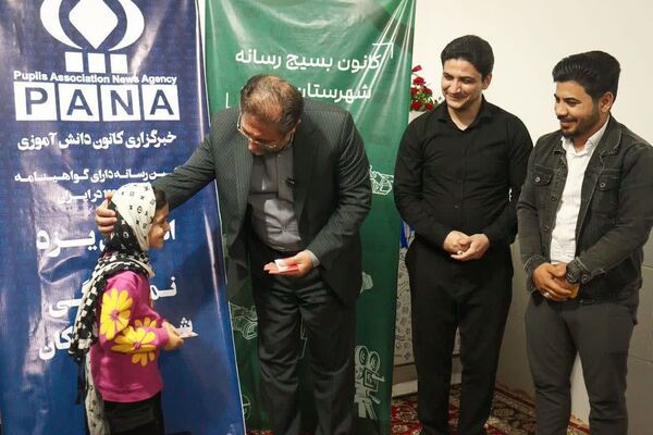 دیدار خبرنگاران خبرگزاری پانا و بسیج رسانه شهرستان اردکان با شهردار اردکان