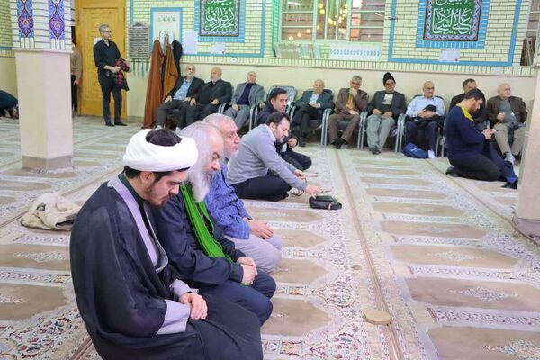 مسجد بقیه‌الله‌الاعظم (عج) غرق در شادی و انتظار