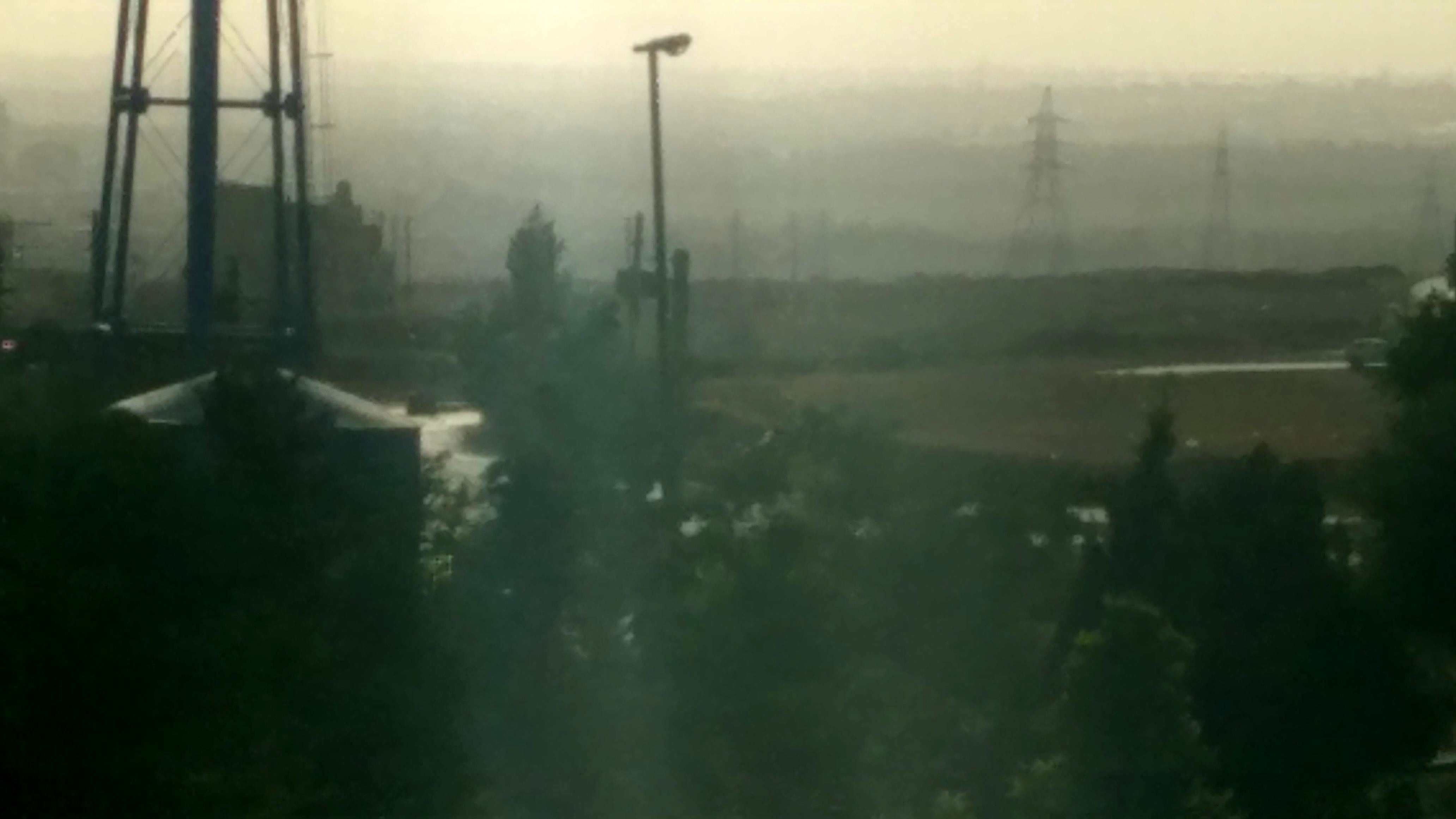 غبار غلیظ آلودگی بر فراز آسمان ساوجبلاغ