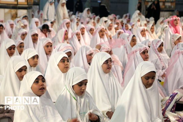 جشن تکلیف دختران؛ گامی معنوی در مسیر آرمان‌های تربیتی