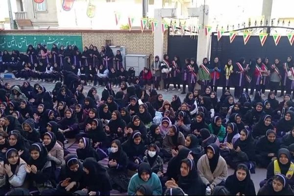 شور انتظار در مدرسه؛ نیمه‌شعبان به روایت دانش‌آموزان