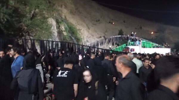 «علم‌ها در آب» سنت عاشورایی مردم بن 