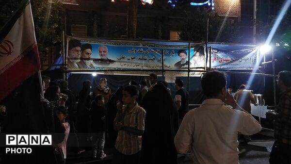 موکب شهدای روستای آهوان در نود و دومین شب از اجتماعات مردمی 