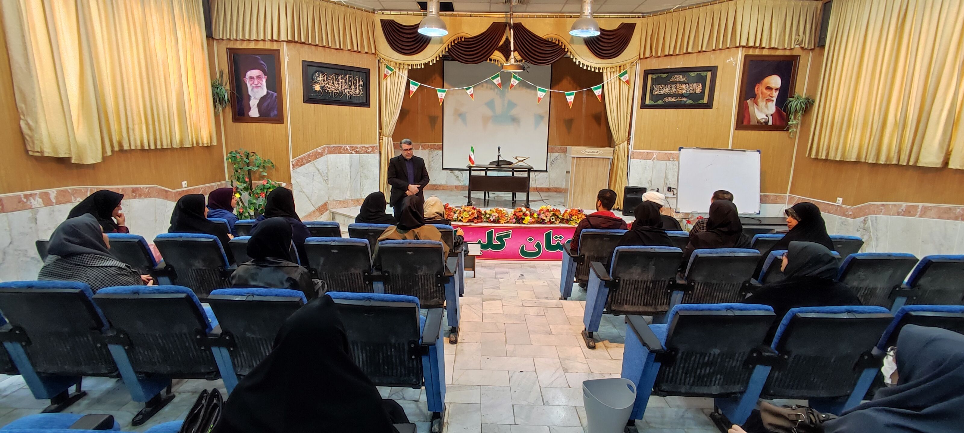 کارگاه آموزشی نماد در شیروان