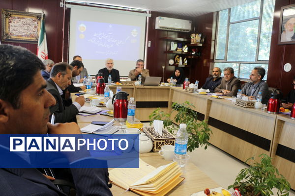 گردهمایی معاونین آموزش متوسطه قطب های شهید هاشمی نژاد و شهید کاوه