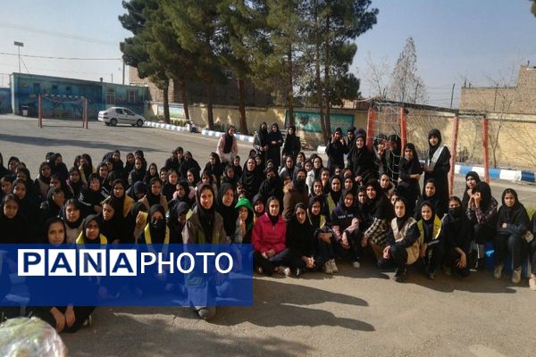 مراسم ولادت حضرت فاطمه زهرا (س) و روز مادر در دبیرستان شهید مجید دهنوی